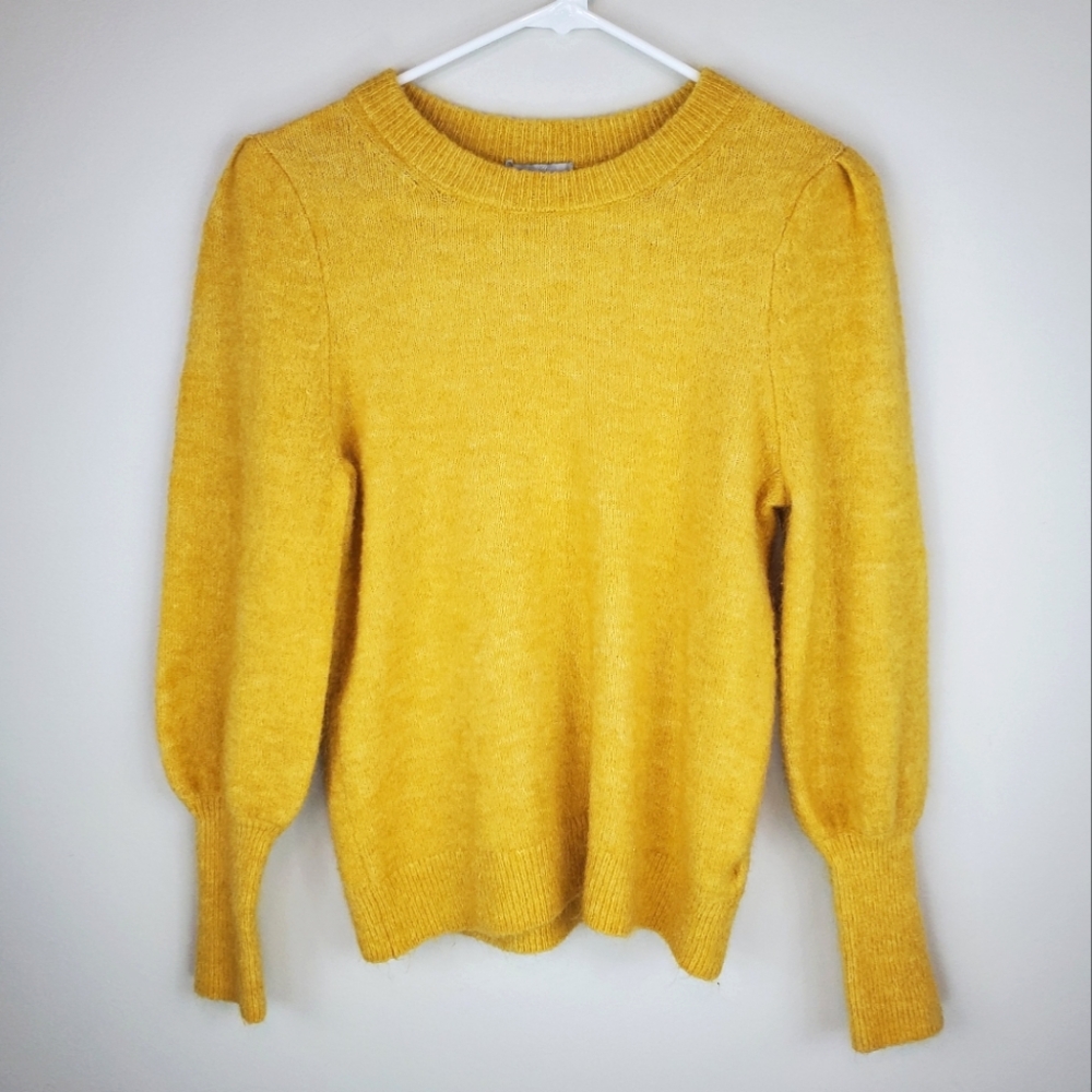 H & M Size S Mustard Yellow Mohair Wool Blend Long Sleeve Sweater